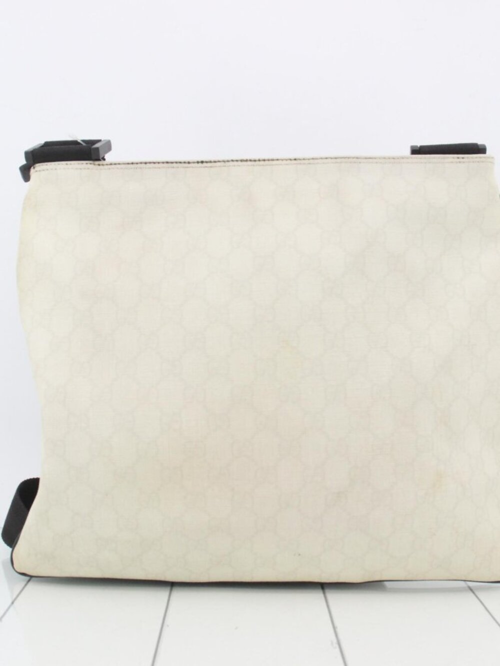 Gucci White Canvas Shoulder Bag with Green and Black Stripe - Picture 4 of 13
